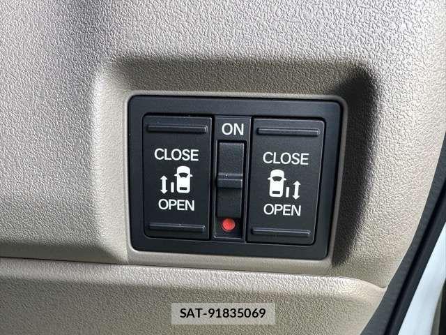 Honda N BOX 2025-08 8881184-15