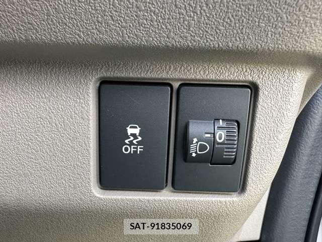 Honda N BOX 2025-08 8881184-16