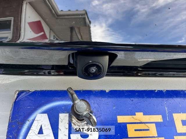 Honda N BOX 2025-08 8881184-8