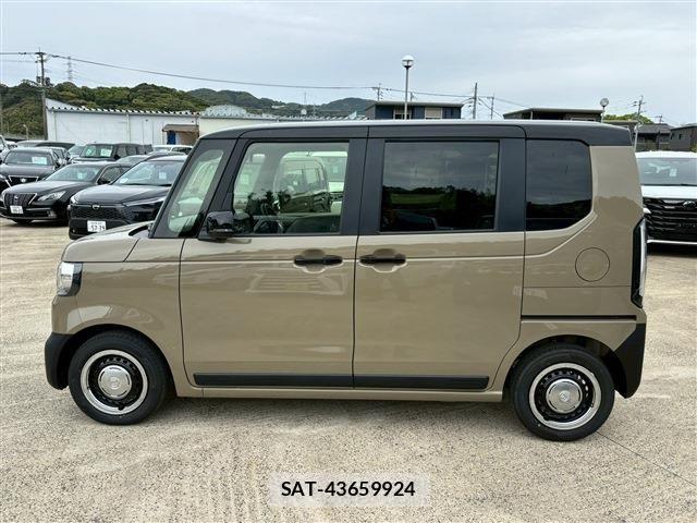 Honda N BOX 2026-05 8881183-9
