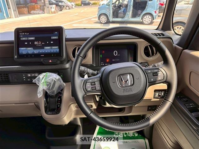 Honda N BOX 2026-05 8881183-19