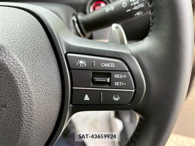 Honda N BOX 2026-05 8881183-24