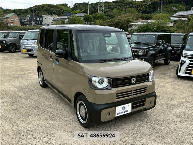 Honda N BOX 2026-05 8881183-7