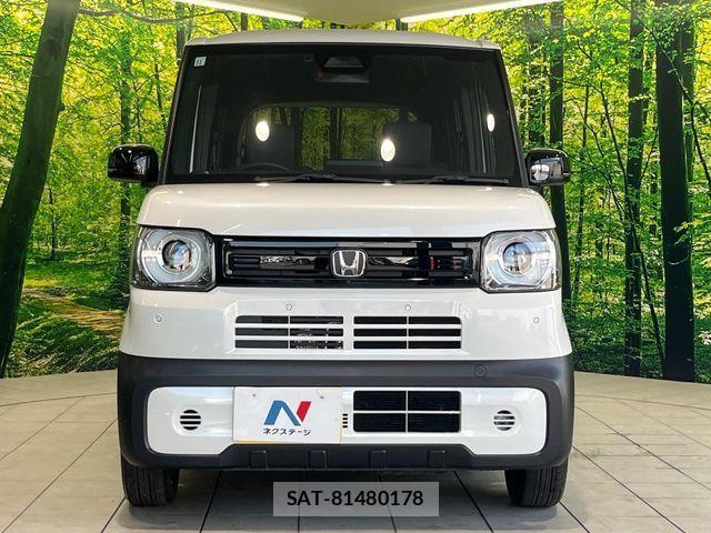Honda N BOX 2024-11 8884057-13