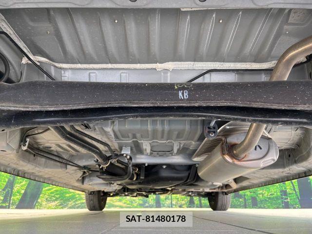 Honda N BOX 2024-11 8884057-18