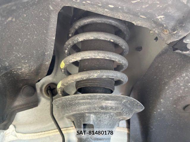 Honda N BOX 2024-11 8884057-19