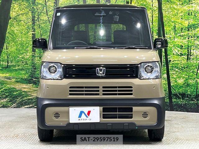 Honda N BOX 2025-02 8884056-14