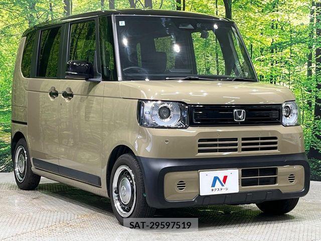 Honda N BOX 2025-02 8884056-16
