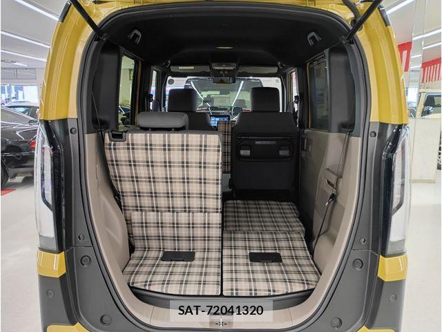 Honda N BOX 2025-11 7222745-17