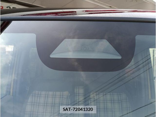 Honda N BOX 2025-11 7222745-4