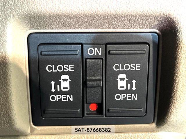 Honda N BOX 2025-09 7456320-5