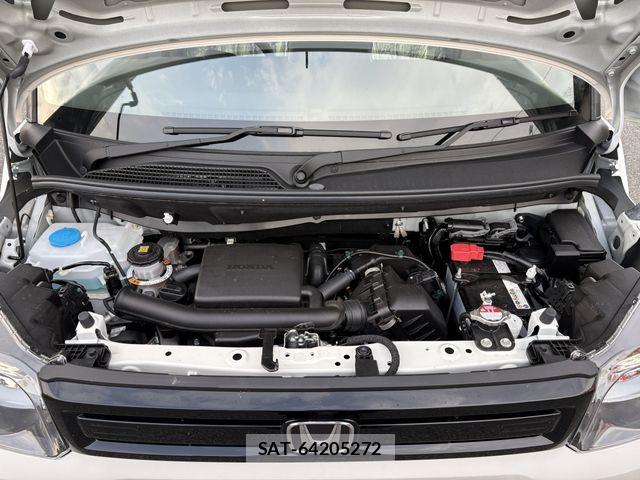 Honda N BOX 2026-03 8131604-12