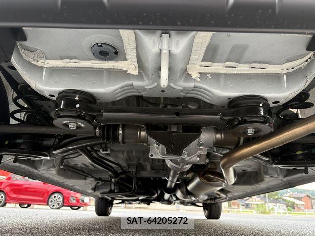 Honda N BOX 2026-03 8131604-14