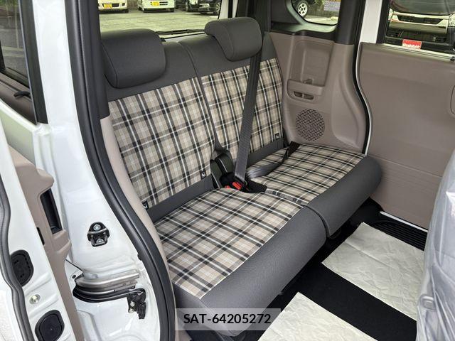 Honda N BOX 2026-03 8131604-17