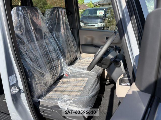 Honda N BOX 2026-05 8131595-16