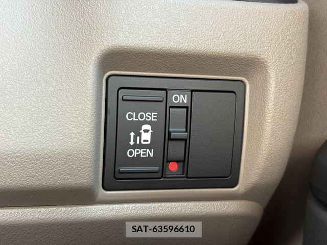 Honda N BOX 2026-05 8131595-27