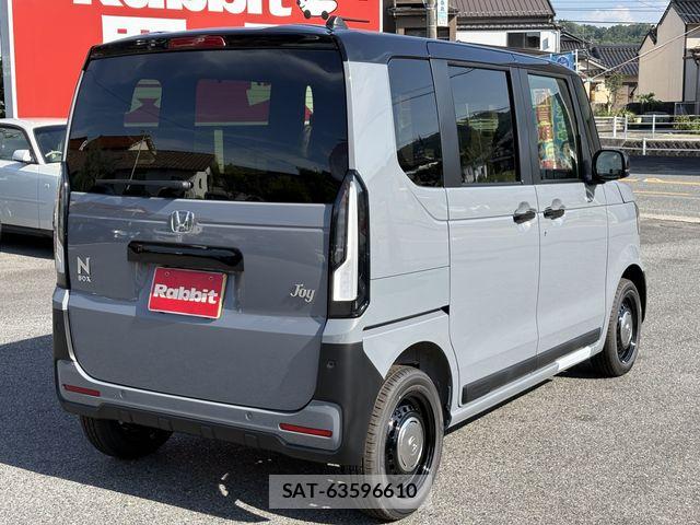Honda N BOX 2026-05 8131595-8