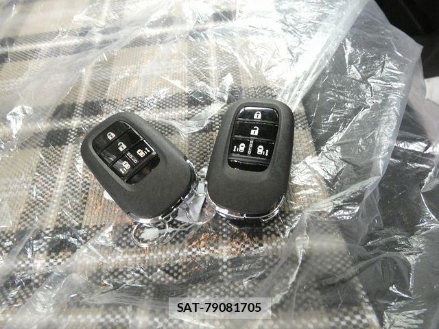 Honda N BOX 2026-02 8628081-14