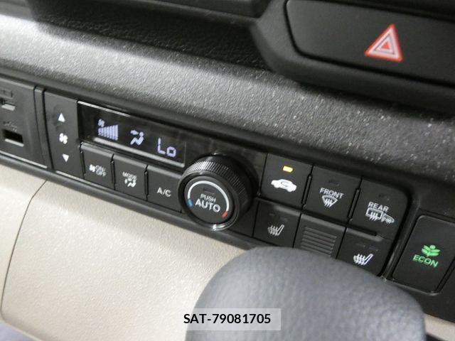 Honda N BOX 2026-02 8628081-18