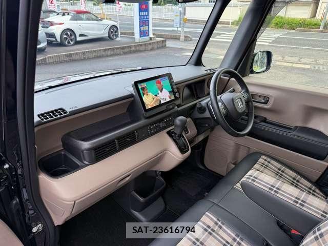 Honda N BOX 2024-10 8686168-9