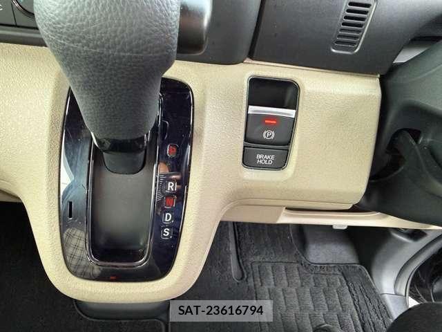 Honda N BOX 2024-10 8686168-24
