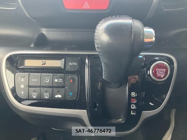 Honda N BOX 2013-09 7359026-19