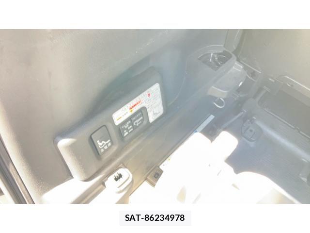 Honda N BOX PLUS 2017-06 6642087-16