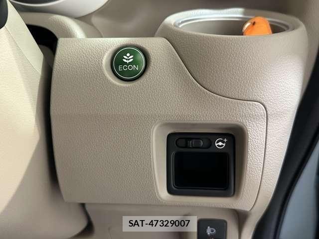 Honda N BOX SLASH 2017-09 6613733-11