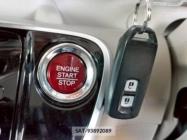 Honda N BOX SLASH 2015-02 6672925-11