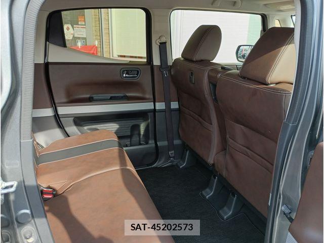 Honda N BOX SLASH 2019-06 6683932-4