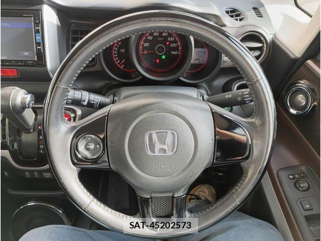 Honda N BOX SLASH 2019-06 6683932-8