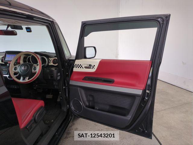 Honda N BOX SLASH 2018-02 6752650-27