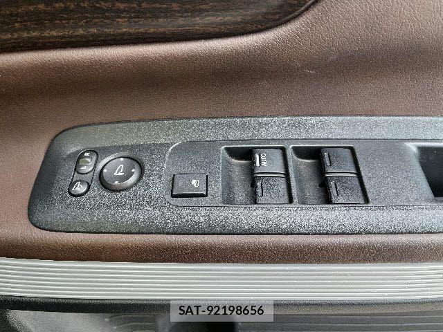 Honda N BOX SLASH 2017-09 7215960-17