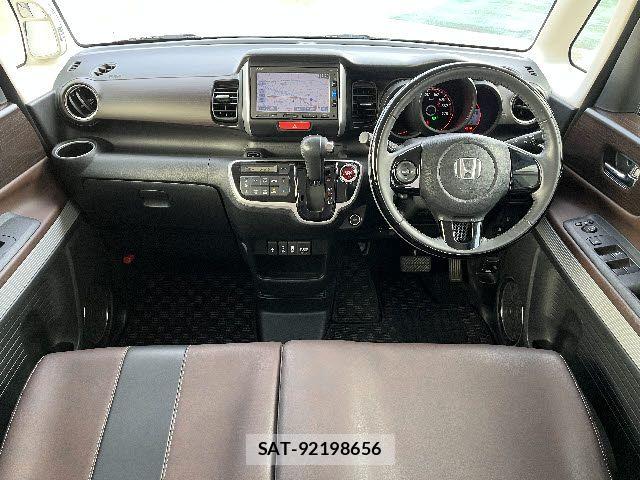 Honda N BOX SLASH 2017-09 7215960-1