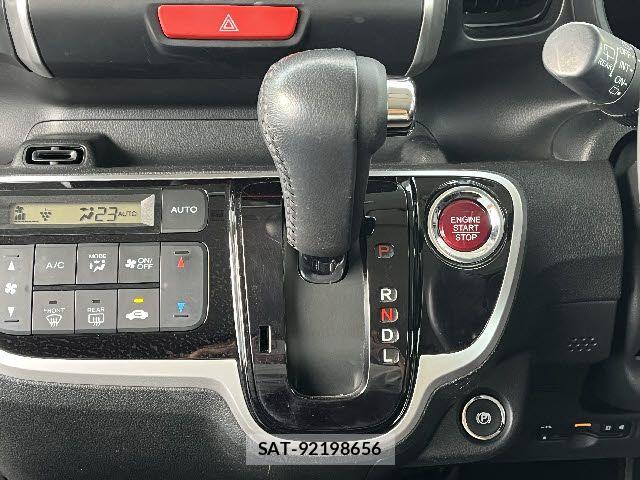 Honda N BOX SLASH 2017-09 7215960-19