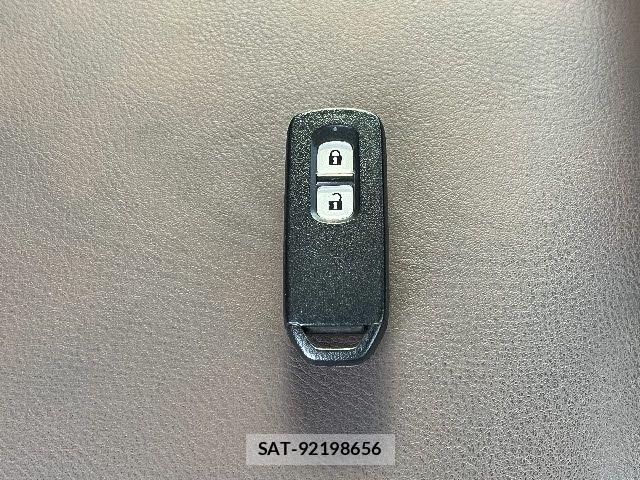 Honda N BOX SLASH 2017-09 7215960-25