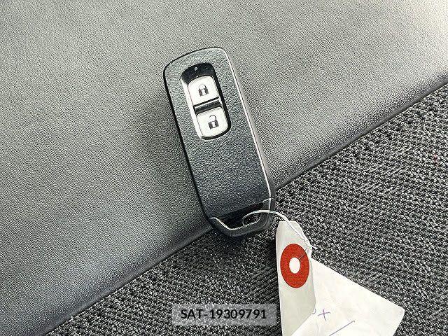 Honda N BOX SLASH 2015-06 7272514-25