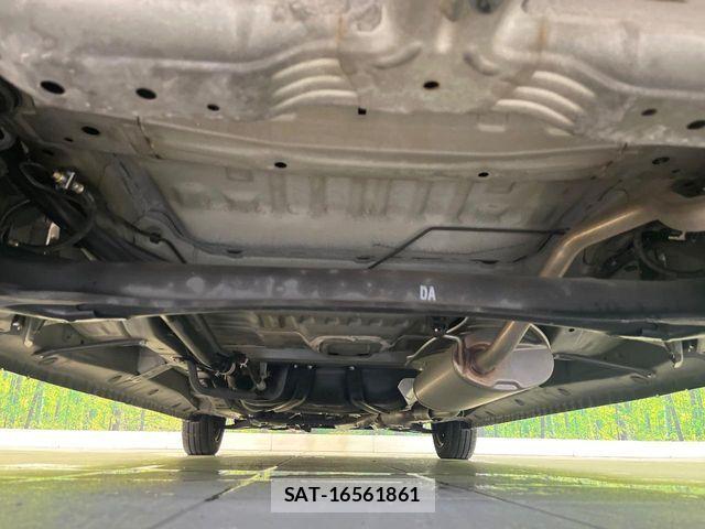 Honda N BOX SLASH 2017-12 7328899-18