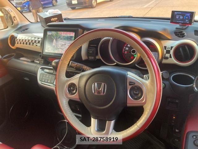 Honda N BOX SLASH 2015-06 8231076-11