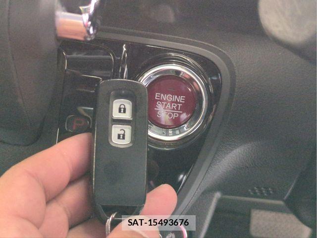 Honda N BOX SLASH 2015-08 8355202-11