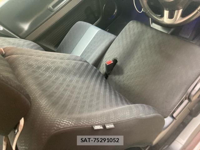 Honda N BOX SLASH 2016-03 8438586-11