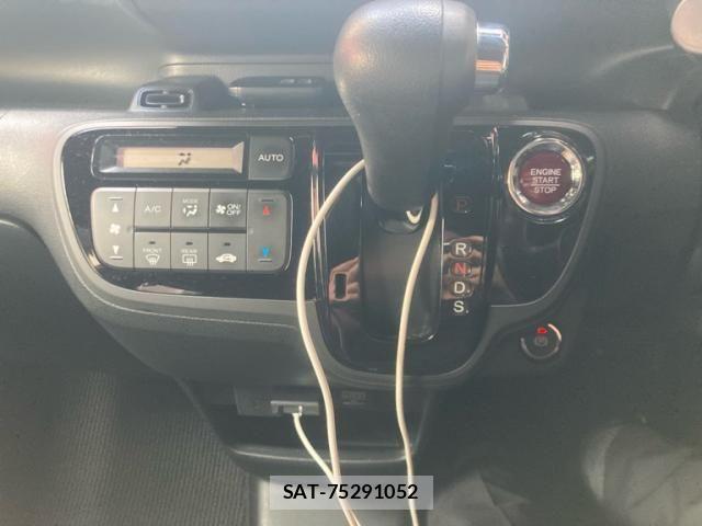 Honda N BOX SLASH 2016-03 8438586-21