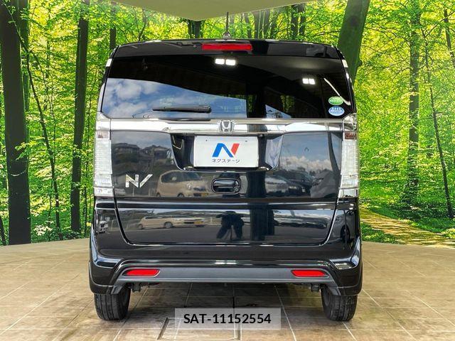 Honda N BOX SLASH 2017-04 8781390-14