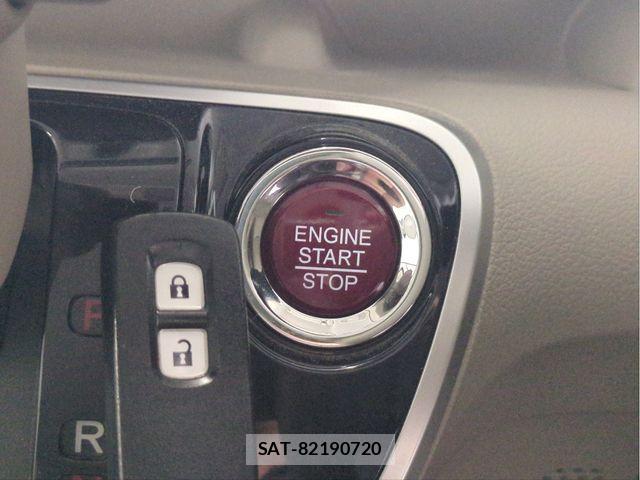 Honda N BOX SLASH 2015-10 8871664-11