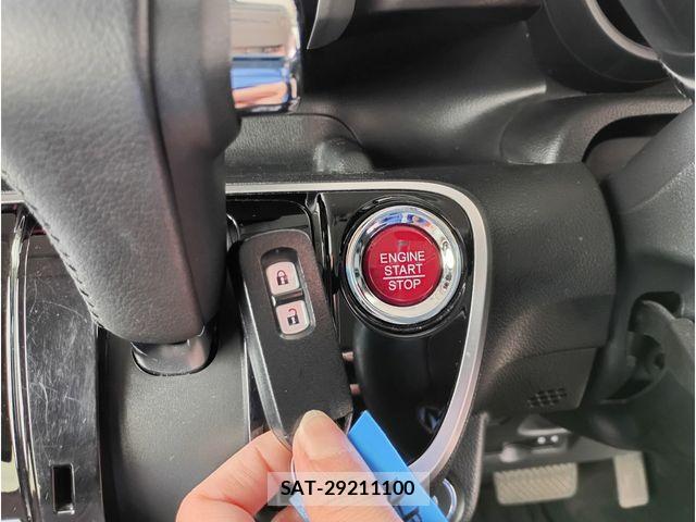 Honda N BOX SLASH 2018-04 7057213-16