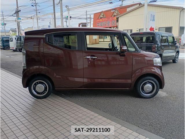 Honda N BOX SLASH 2018-04 7057213-3