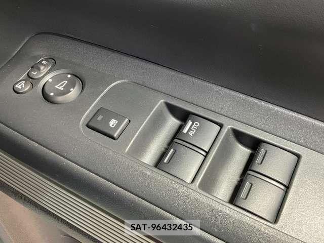 Honda N BOX SLASH 2015-02 7222758-14