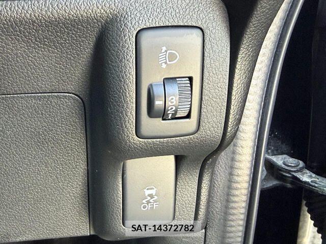 Honda N BOX SLASH 2017-04 8628079-13