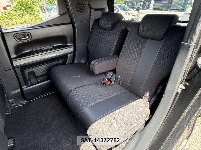Honda N BOX SLASH 2017-04 8628079-18