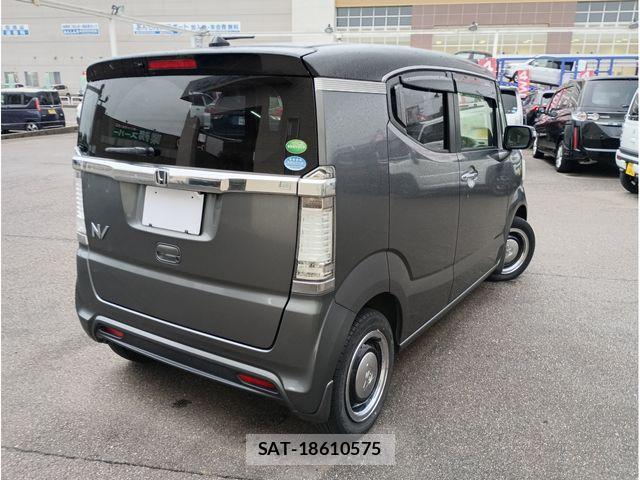 Honda N BOX SLASH 2015-08 8881189-1
